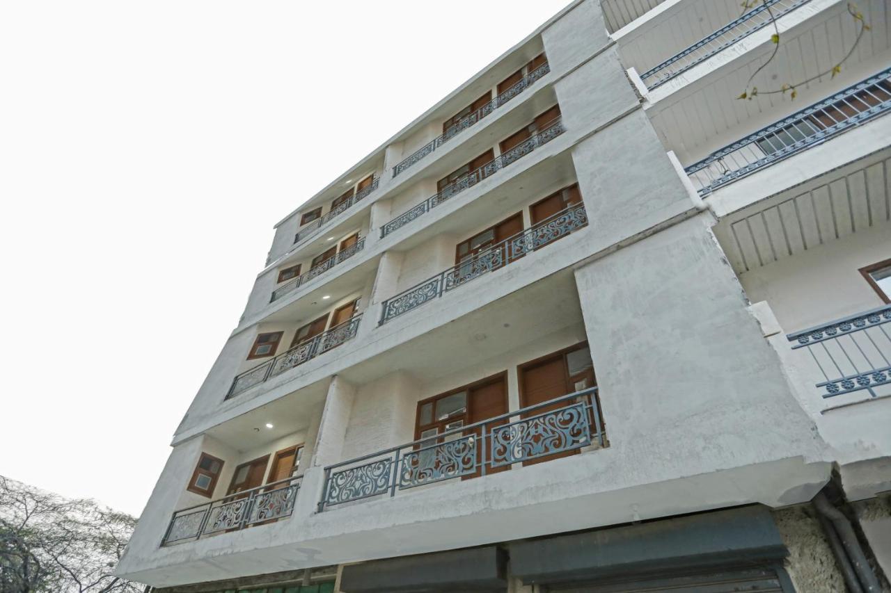 Oyo Sunrise Near Qutab Minar Metro Station Hotel